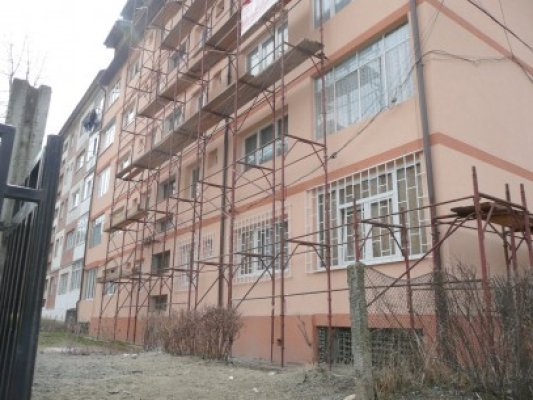 Din septembrie începe programul de reabilitarea termică a locuinţelor